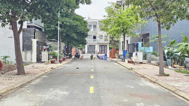 Biệt thự sân vườn 501m2, nhà tầng đẹp tại Liên Nghĩa Văn Giang Hưng Yên
