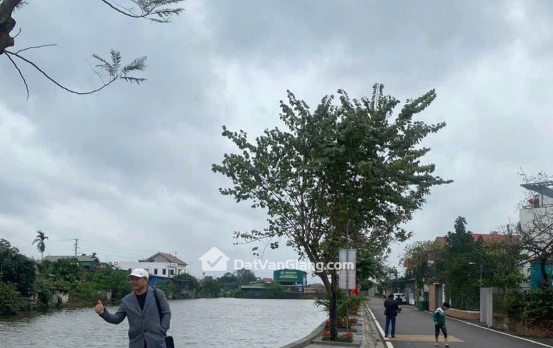 Bán 101m² Đất Quán Trạch Văn Giang, Ô Tô Đỗ Cửa, Gần Ecopark, Giá đầu tư 3xtr/m